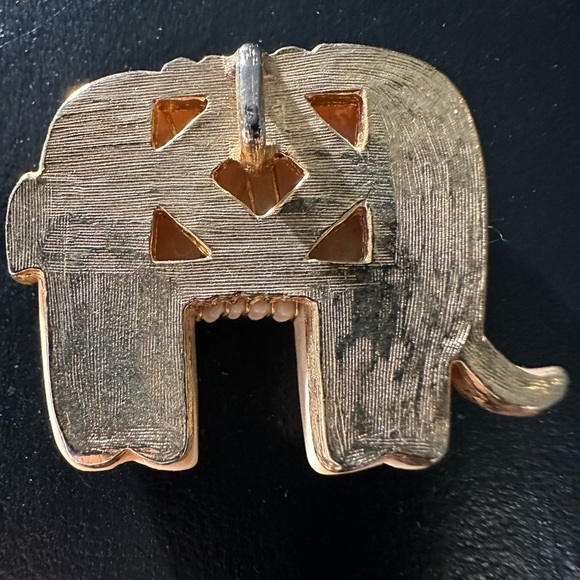 Vintage Ivory and Gold Tone Elephant Pendant - Picture 5 of 5